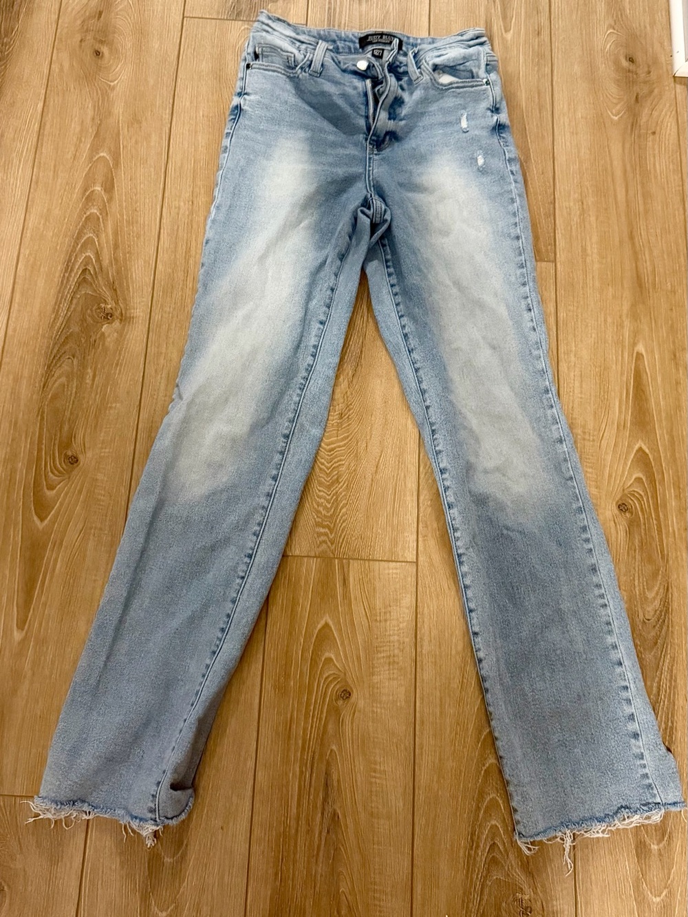 Judy Blue Light Wash Straight Leg Lightly Distressed Jeans